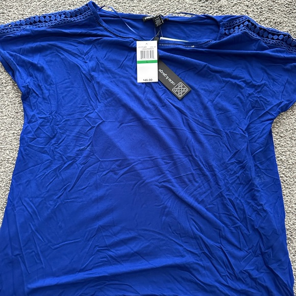 NWT Cotton Short Sleeve Top with Shoulder Accent - Picture 1 of 2